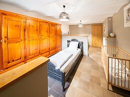 Authentic Cottage Near Vielsalm