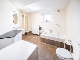 Authentic Cottage Near Vielsalm