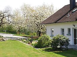 Welcoming Chalet near Forest in Rohrnbach