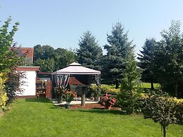 Apartment in Merlsheim With Garden