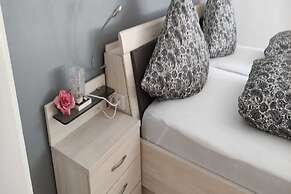 Holiday Home in Wehlen With Moselle View