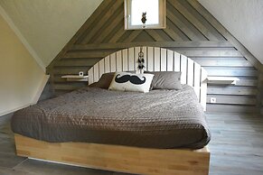 Chalet in Gesves With Roof Terrace, Garden, BBQ