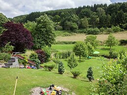 Lavish Apartment in Merschbach near Forest