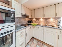 Characteristic Holiday Home With Balcony