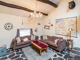 Characteristic Holiday Home With Balcony