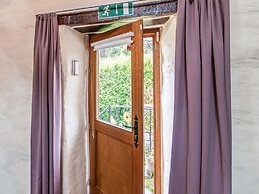 Characteristic Holiday Home With Balcony
