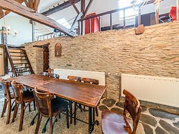 Characteristic Holiday Home With Balcony