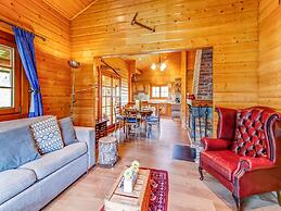 Vintage Chalet in Sougné-Remouchamps near Ardennes Forest