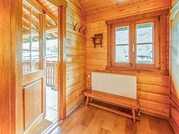 Vintage Chalet in Sougné-Remouchamps near Ardennes Forest