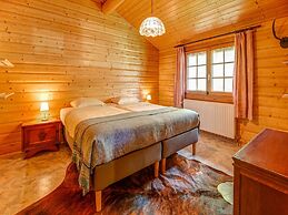 Vintage Chalet in Sougné-Remouchamps near Ardennes Forest