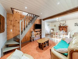 Holiday Home in Houffaliz With Garden