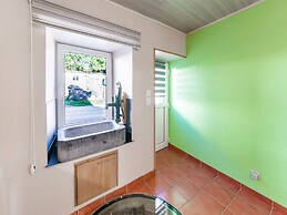 Holiday Home in Houffaliz With Garden