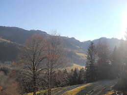 Cozy Chalet in Niederndorf bei Kufstein near Ski Area