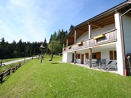 Cozy Chalet in Niederndorf bei Kufstein near Ski Area