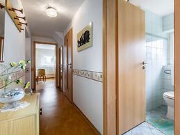 Lovely Apartment in Kühlungsborn near Sea