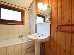 Peaceful Holiday Home in Tenneville near Forest