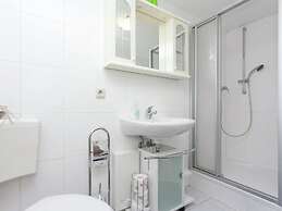 Lovely First Floor Apartment on the Edge of Bode