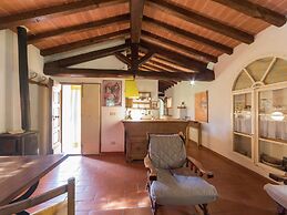 Belvilla by OYO Peaceful Chalet With Private Pool