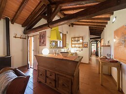 Belvilla by OYO Peaceful Chalet With Private Pool