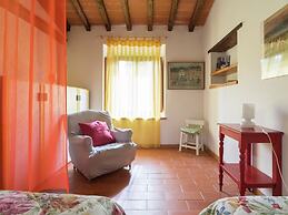 Belvilla by OYO Peaceful Chalet With Private Pool