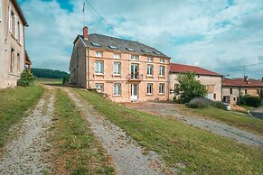Cottage in Nouart Countryside