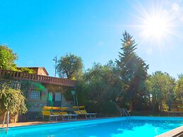 Amazing Farmhouse in Montecatini Terme with Hot Tub