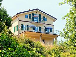 Belvilla by OYO Spacious Home Surrounded by Nature