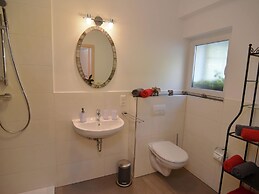 Modern Holiday Home Idyllic Setting With Terrace