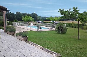 Comfortable Villa With Swimming Pool
