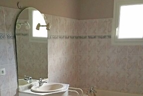 Comfortable Villa With Swimming Pool