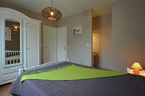 Comfortable Villa With Swimming Pool