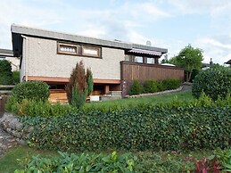 Ruhiger Bungalow am Hennesee mit Terrasse