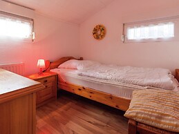 Ruhiger Bungalow am Hennesee mit Terrasse