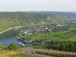 Holiday Home in the Eifel With Balcony