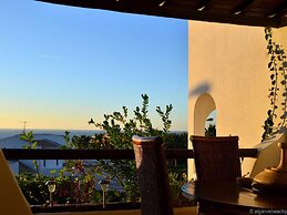 Attractive Apartment in Albufeira With sea View