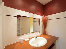 Relaxing Retreat in Bathernay