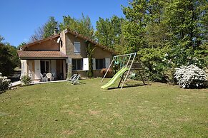 Relaxing Retreat in Bathernay