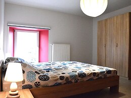 Vintage Holiday Home in Couvin near River