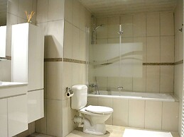 Vintage Holiday Home in Couvin near River