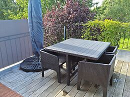 Charming Stay Near Forests