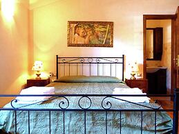 Holiday Home in Montecarelli With Swimming Pool