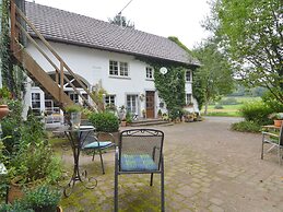 Cozy Apartment in Immerath near Fishing
