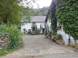 Cozy Apartment in Immerath near Fishing