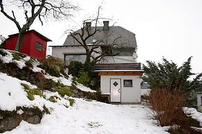 Apartment Near Willingen With Terrace