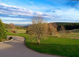 Cozy Holiday Home in Großbreitenbach near Schwarza Valley