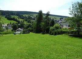 Cozy Holiday Home in Großbreitenbach near Schwarza Valley