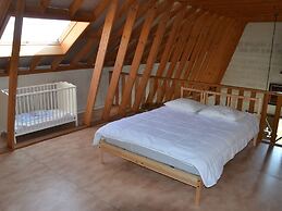 Holiday Home in Peaceful Setting and Large Garden