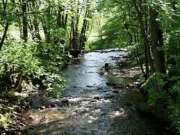 Holiday Home in Peaceful Setting and Large Garden