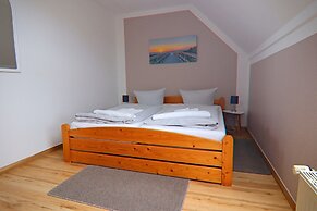 Cozy Apartment in Insel Poel near Beach