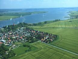 Cozy Apartment in Insel Poel near Beach
